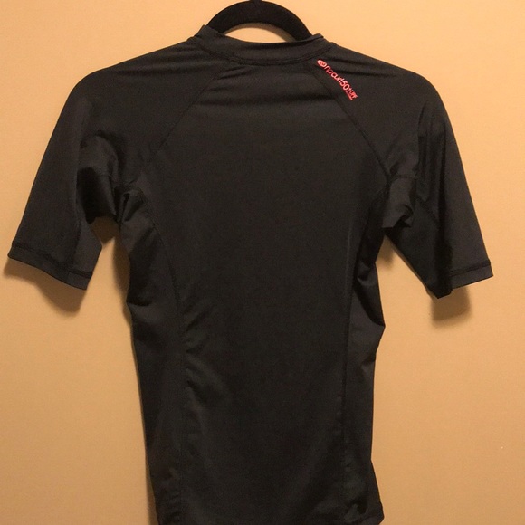 Ripcurl Rashguard - Picture 2 of 4